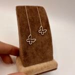 گوشواره بخیه ای طرح پروانه