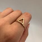 انگشتر مثلث