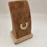 گردنبند متصل طرح خورشید