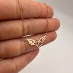 گردنبند متصل طرح دو قلب در هم و بال فرشته