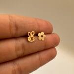 گوشواره میخی زنبور و گل