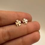 گوشواره میخی شبدر