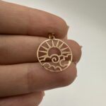 پلاک ابر و خورشید