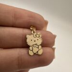 پلاک کیتی و توت فرنگی