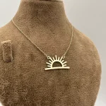 گردنبند متصل طرح پرتو مینیمال