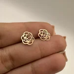 گوشواره میخی گل رز