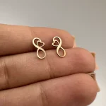 گوشواره میخی بی نهایت و قلب