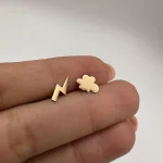 گوشواره میخی ابر و رعد و برق