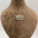 گردنبند متصل طرح گل