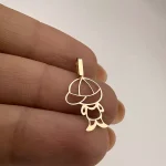 پلاک پسر کلاه کج