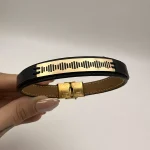 دستبند چرم طرح ضربان