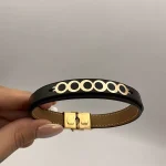 دستبند چرم طرح دایره