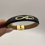 دستبند چرم طرح بی نهایت و لاو