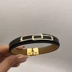 دستبند چرم طرح دو مستطیل