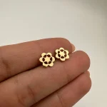 گوشواره میخی طرح گل