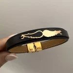 دستبند چرم طرح بال فرشته