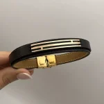 دستبند چرم طرح سه خط