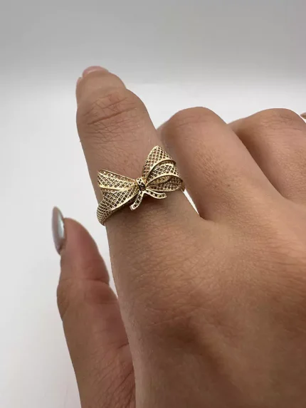 انگشتر پاپیون