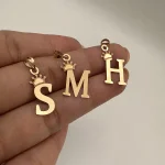 پلاک حروف و تاج