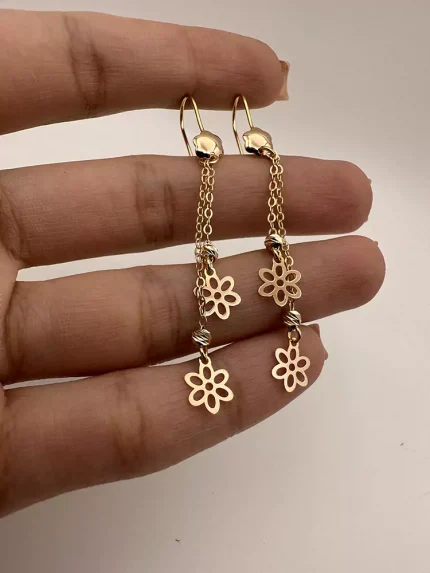 گوشواره آویز گل