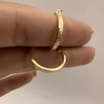 گوشواره حلقه ای دور ورساچ