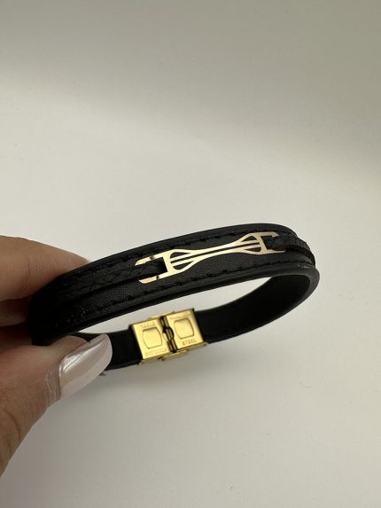 دستبند چرم طرح 29