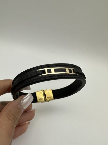 دستبند چرم طرح 30