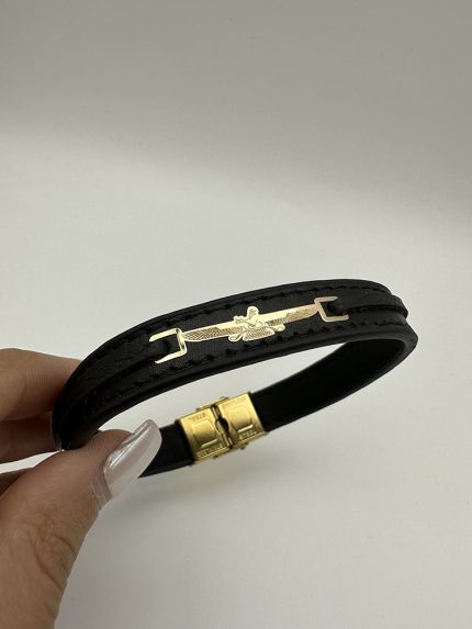 دستبند چرم طرح 42