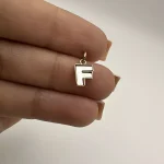 پلاک حرف صدفی F