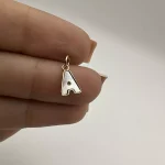 پلاک حرف صدفی A