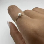 انگشتر تک مروارید