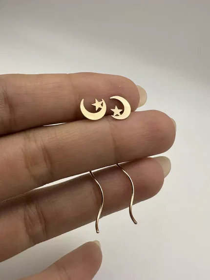 گوشواره کرلی طرح ماه و ستاره