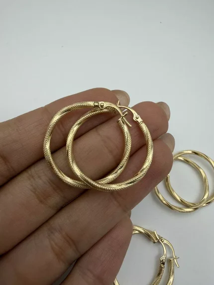 گوشواره حلقه ای پیچی مات و براق