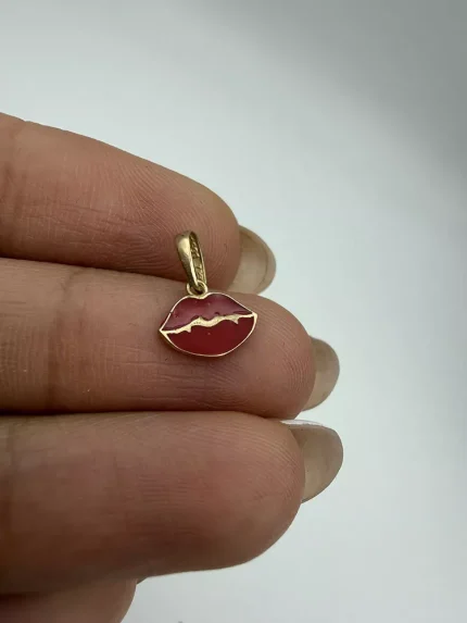 پلاک مینا کاری لب