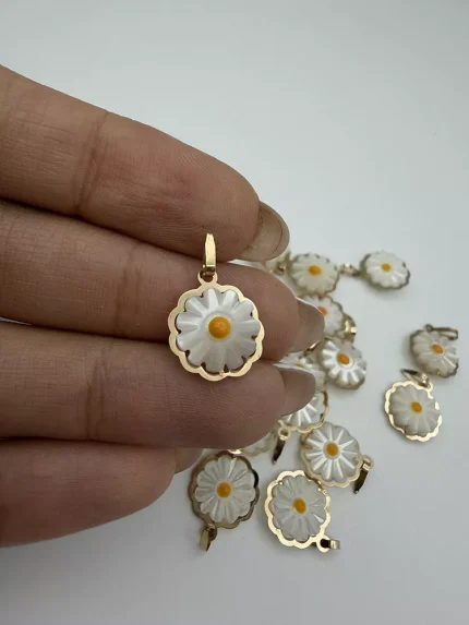 پلاک گل بابونه