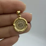 پلاک و ان یکاد دایره