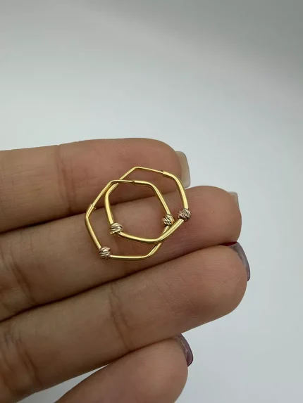 گوشواره شش ضلعی و گوی