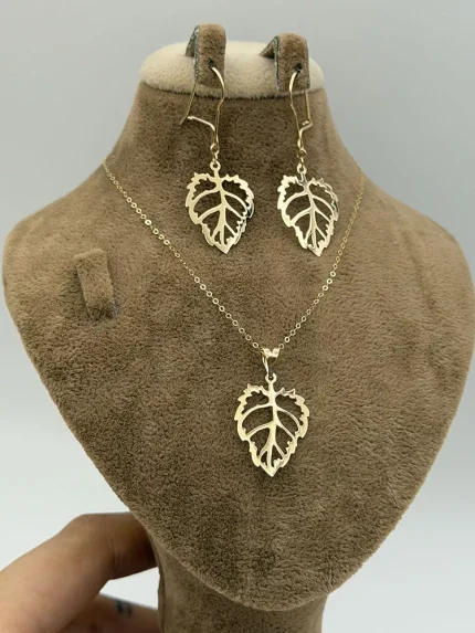 نیم ست برگ نمادار