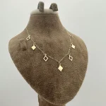 گردنبند آویز لوزی