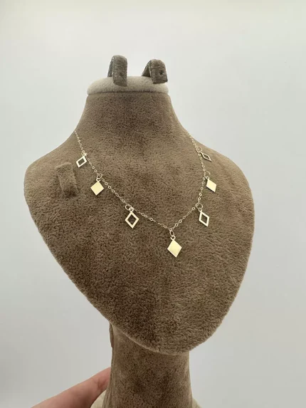 گردنبند آویز لوزی