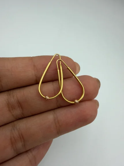 گوشواره اشک و گوی