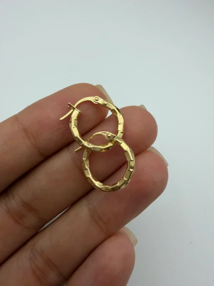 گوشواره آجری