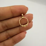 پلاک شش ضلعی و گوی