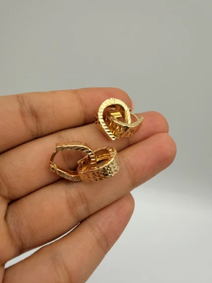 گوشواره حلقه ای تراشدار